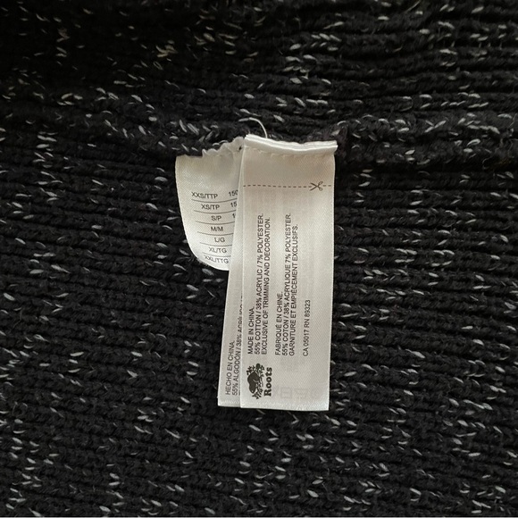 ROOTS Knit Cardigan Black w/Pockets - Picture 7 of 8